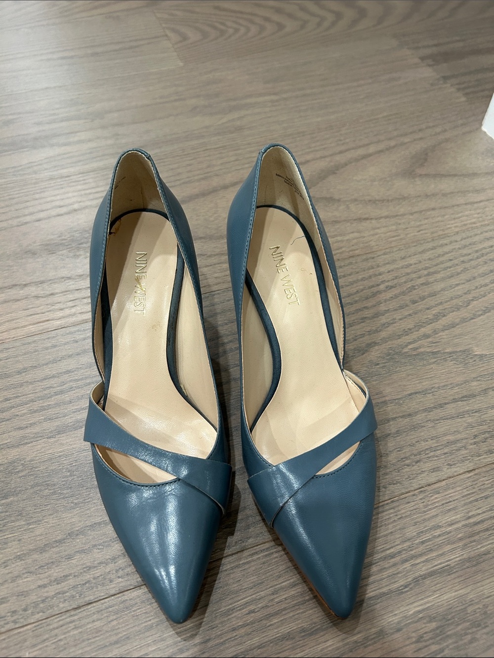 Nine West Teal Pointed-Toe Leather Pumps with Crossover Strap Accent